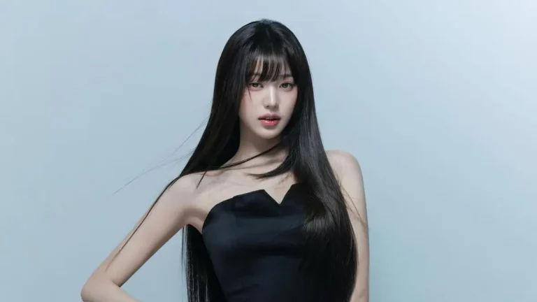 Jang Wonyoung: Idola K-Pop yang Bersinar di Dua Dunia