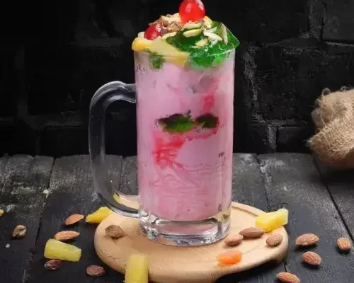Karachi Falooda: Sensasi Manis yang Melekat di Lidah