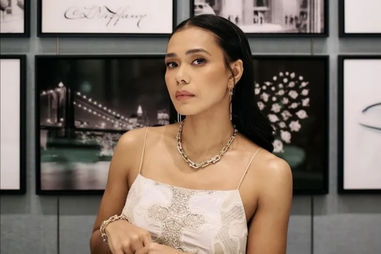 Adinia Wirasti: Aktris Multitalenta yang Menaklukkan Dunia Perfilman Indonesia