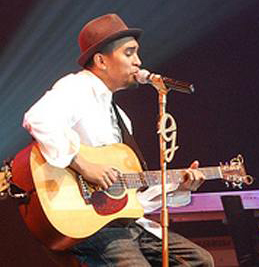 Profil Penyanyi Populer Glenn Fredly