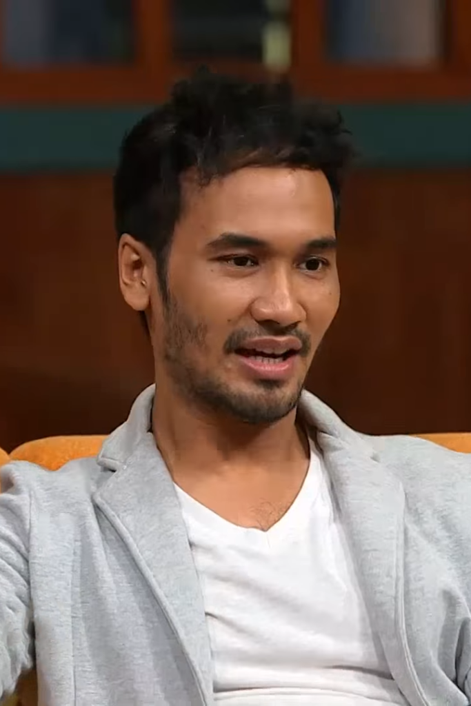 Mengenal Penyayi JFlow: Profil dan Peran dalam Industri Musik Indonesia