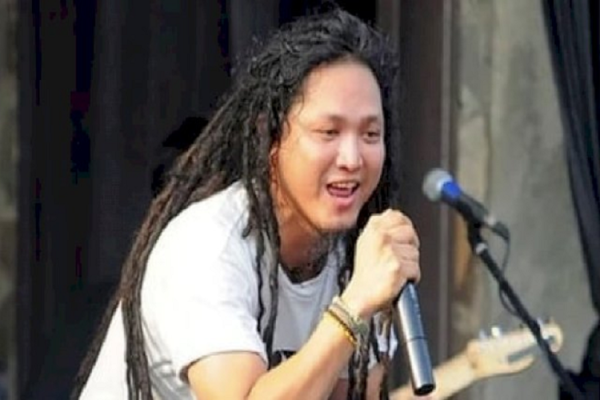 Penyayi Steven Jam: Profil dan Perjalanan Kariernya