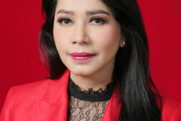Profil Penyayi Iis Sugianto: Perjalanan dan Prestasinya